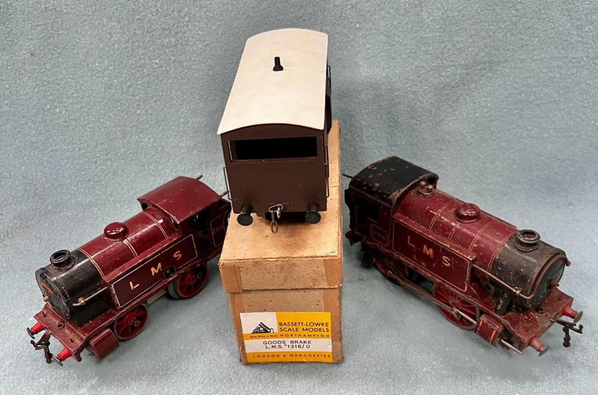 BASSETT-LOWKE GOOD BRAKE AND TWO O GAUGE MODEL LOCOMOTIVES