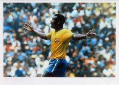 FRAMED AND SIGNED LIMITED EDITION COLOUR PRINT OF PELE. NUMBERED 43/225. APPROX. 36CMS X 49CMS