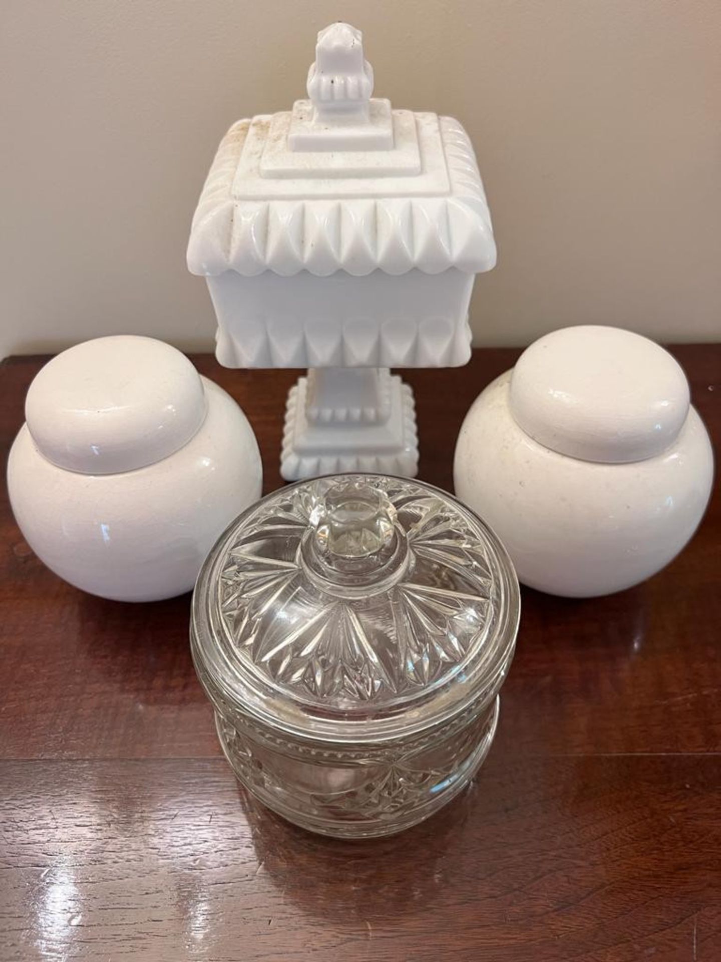 WHITE MILK GLASS CONTAINER, APPROX 25cm, TWO STORAGE JARS AND COVERS, PLUS MOULDED BISCUIT BARREL