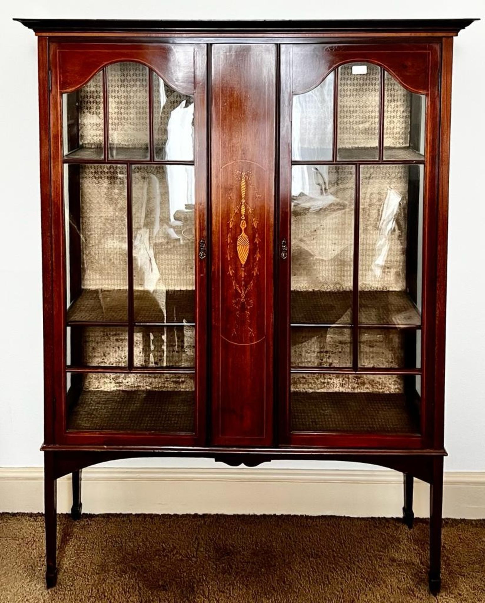 POLISHED MAHOGANY CHINA DISPLAY CABINET WITH INLAID CENTRE PANEL, APPROX 160cm HIGH, 112cm LONG