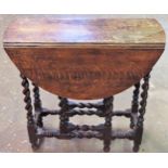 Early 20th century barley twist oak gateleg table. Approx. 67 x 83 x 71cms reasonable used condition