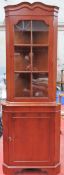 20th century yw wood coloured single door glazed corner display cabinet. Approx. 184 x 65cms