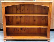 Set of 20th century pine open bookshelves. Approx. 102 x 122 x 34cms reasonable used condition