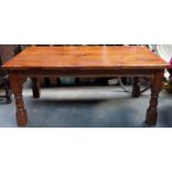 Early 20th century oak country style carved dining table. Approx. 77 x 169 x 81cms reasonable used