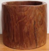 20th century wooden bucket/planter. Approx. 31cm H x 34.5cm Dianeter Reasonable used condition,