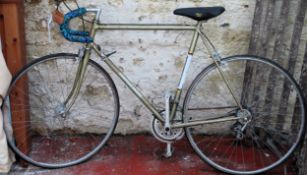 Lapierre vintage bicycle used for restoration
