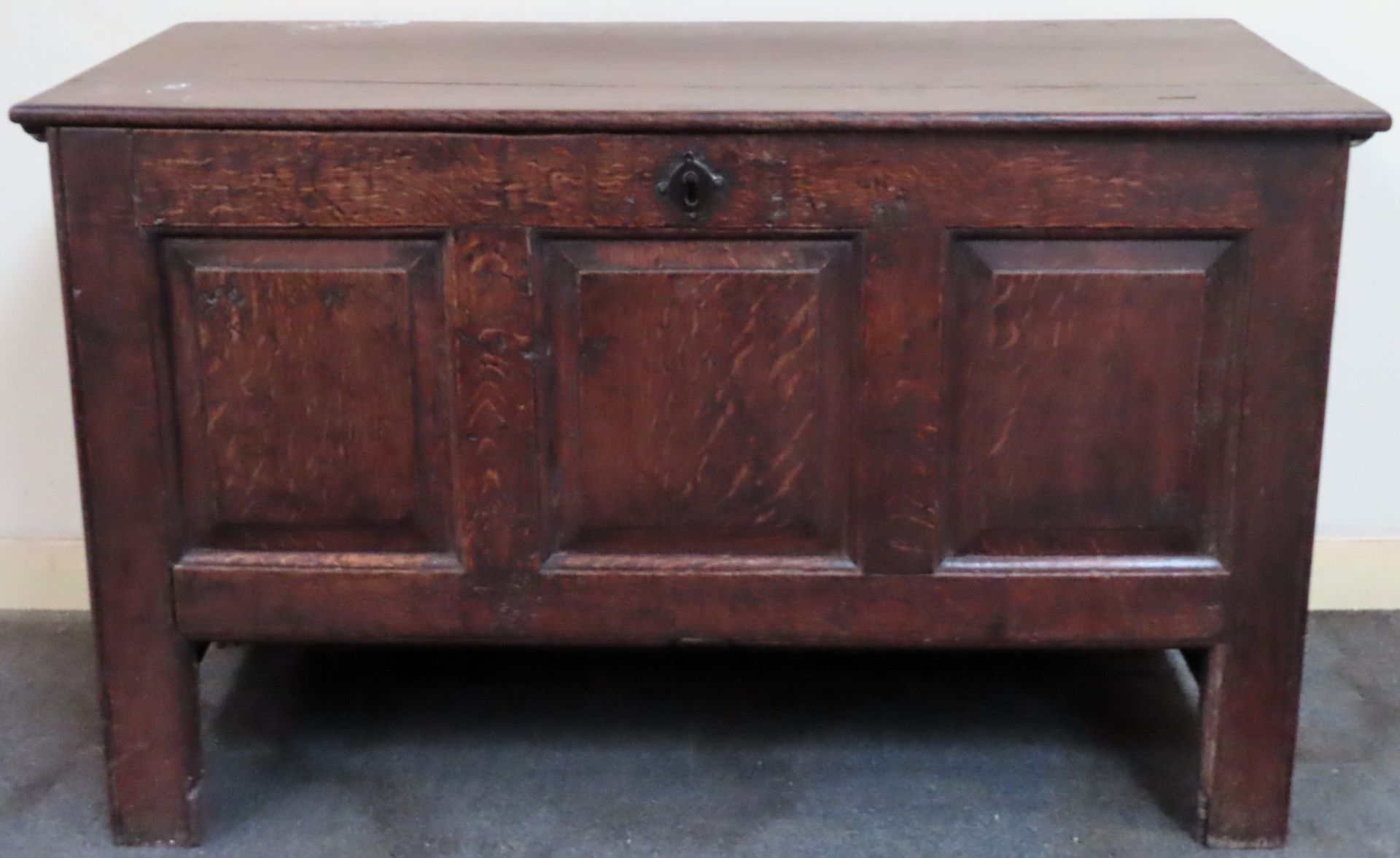 19th century panelled oak blanket chest. Approx. 69 x 113 x 53cms used with scuffs scratches split