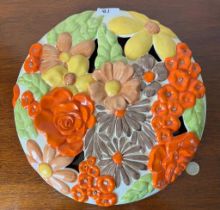 REPRODUCTION CLARICE CLIFF FLORAL WALL PLAQUE, APPROX 33cm DIAMETER