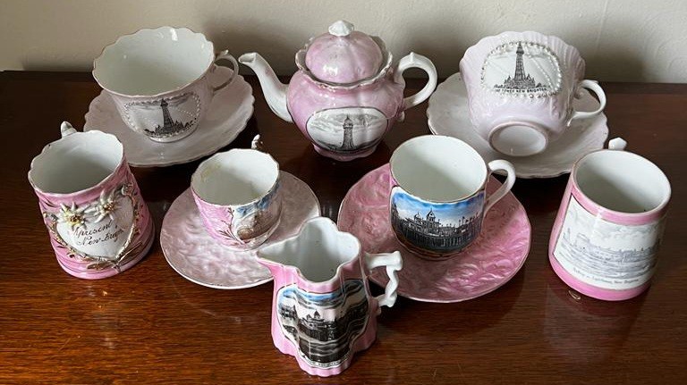 EIGHT ITEMS OF NEW BRIGHTON WIRRAL COMMEMORATIVE CHINA - Image 2 of 6