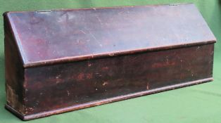 Late 19th/early 20th century long mahogany candle box with hinged cover. Approx. 26 x 68 x 12cms