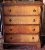 Cameo 20th century Mahogany chest of four drawers. Approx. 77cm H x 63cm W x 39.5cm D