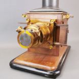 A superb 19th century magic lantern, 46 x 27 x 41cm.