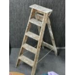 A vintage pine folding workman's ladder, H. 123cm.