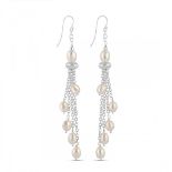 A pair of 925 silver drop earrings set with cultured pearls, L. 5cm.