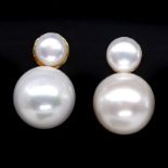 A pair of 925 silver gilt pearl earrings, L. 2cm.