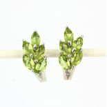 A pair of 925 silver earrings set with marquise cut peridots, L. 2cm.