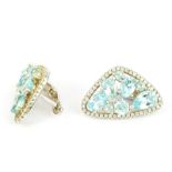 A pair of 925 silver earrings set with oval cut blue topaz and white stones, L. 2.5cm.