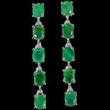 A pair of 925 silver drop earrings set with oval cut emeralds, L. 4cm.