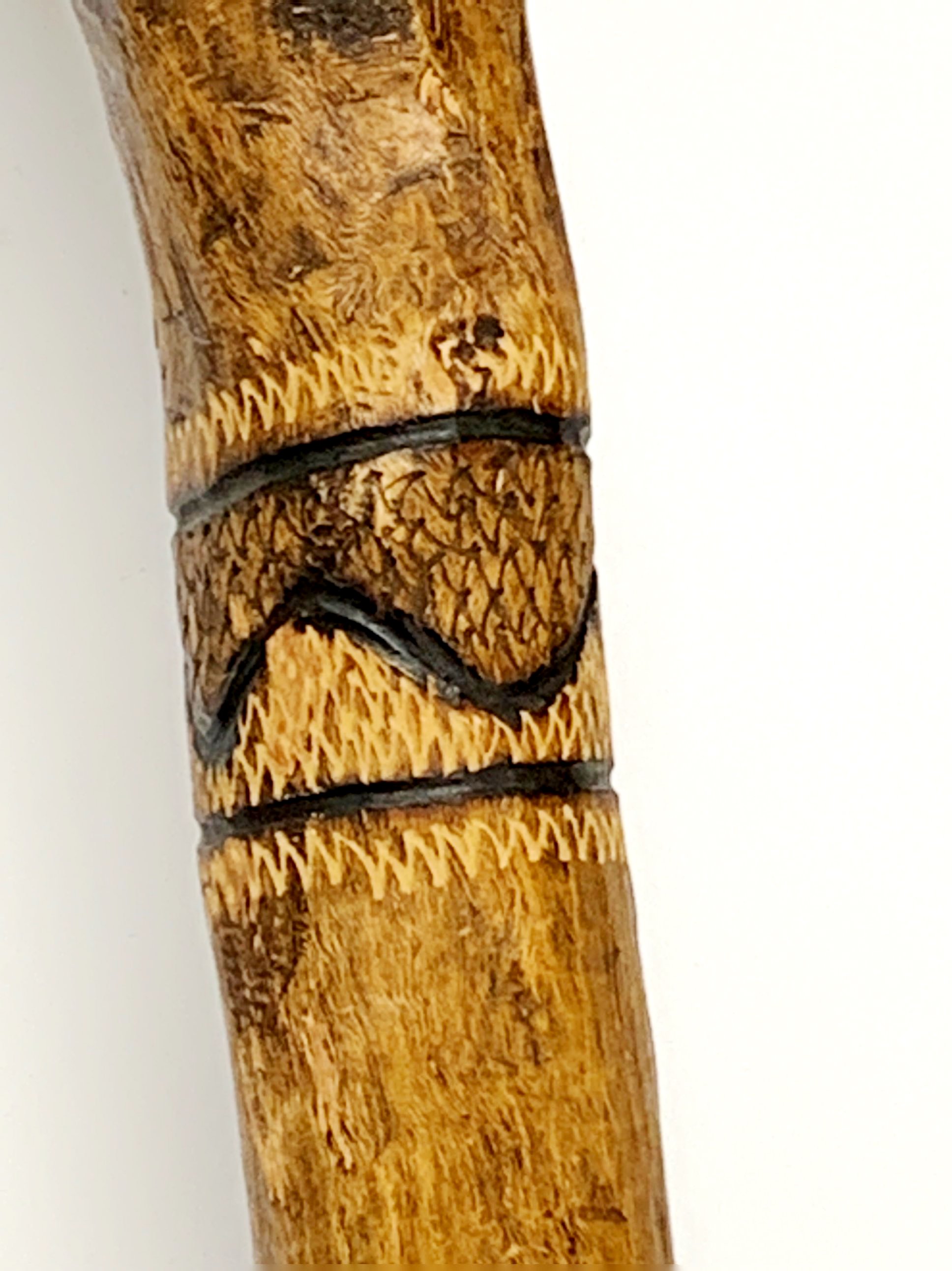 A large didgeridoo and case, L. 130. - Image 3 of 4