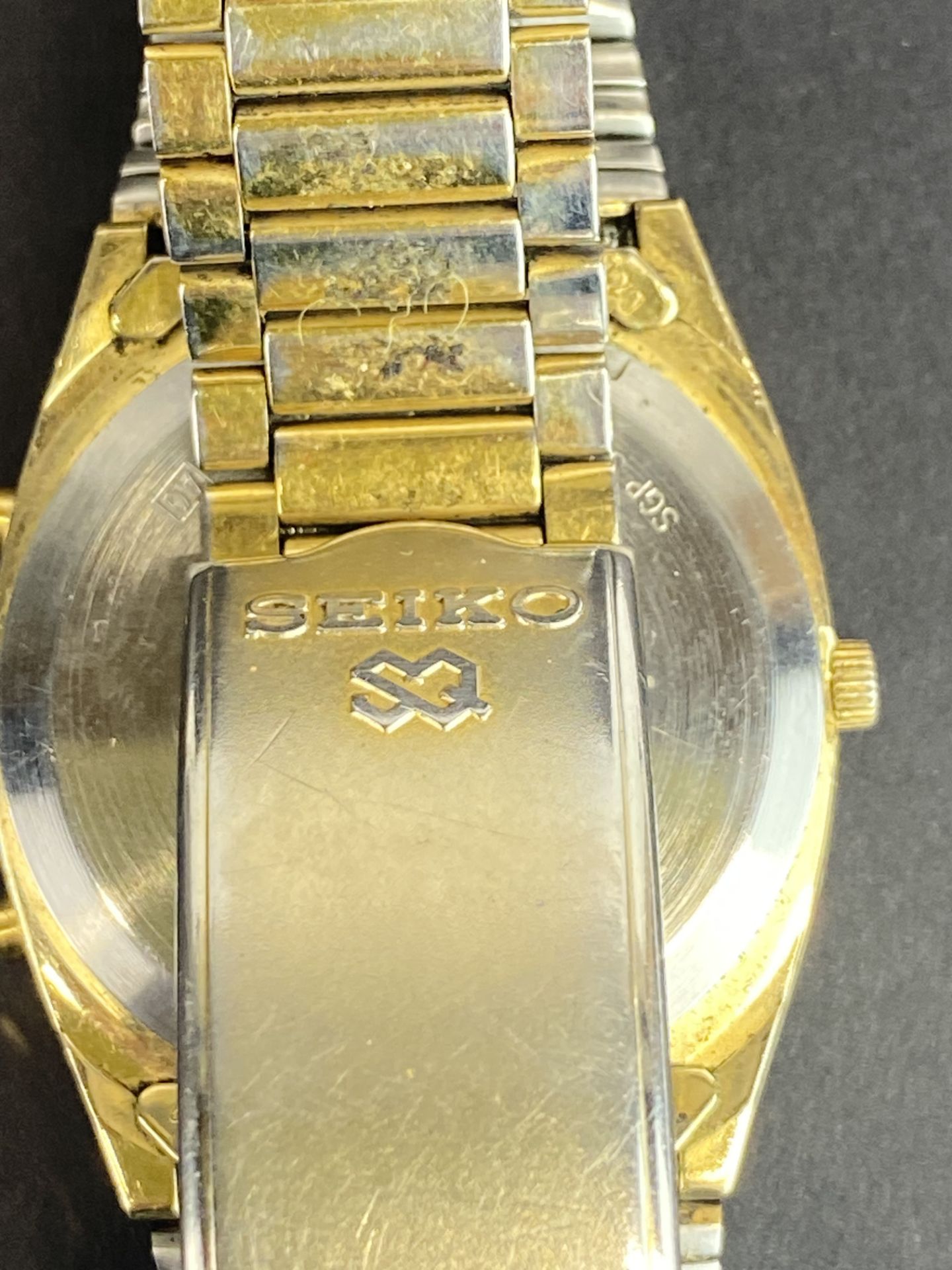 A gents vintage Seiko gold plated wristwatch. - Image 4 of 5
