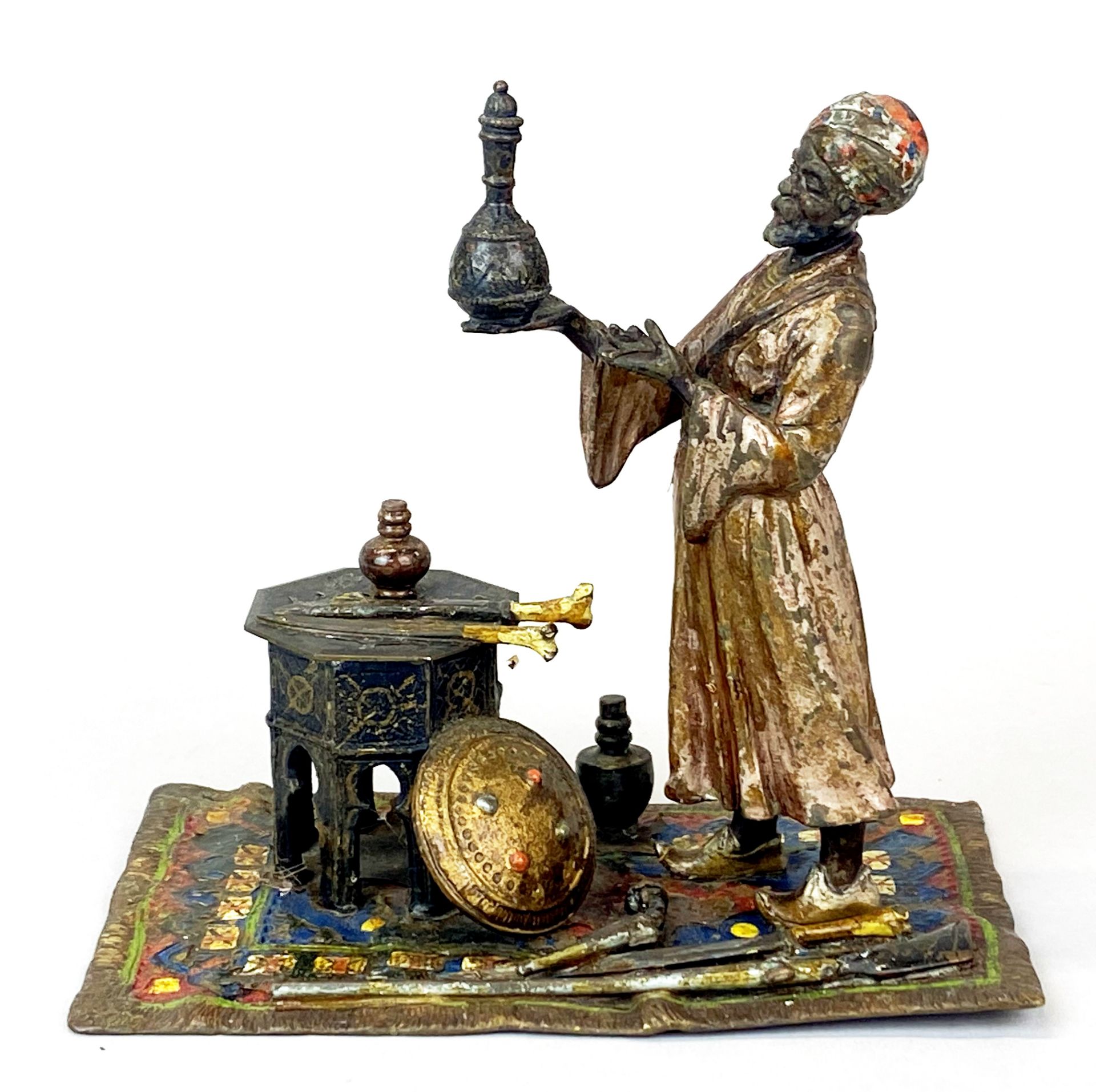 An early 20th Century Vienna cold painted bronze figure of an Arab trader, H. 14.5cm. - Image 3 of 5