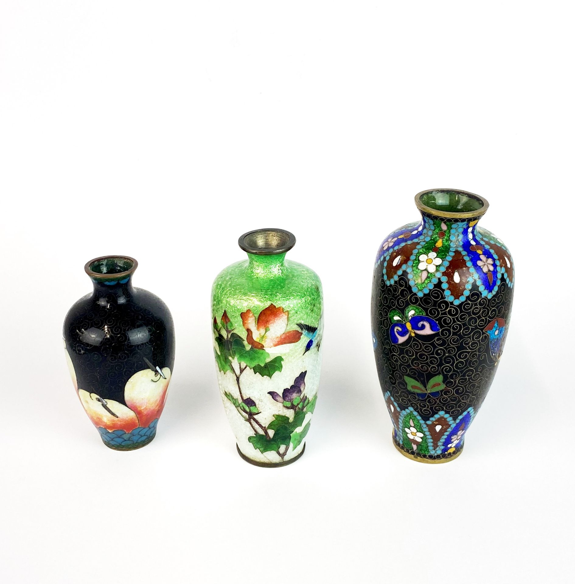 A group of three 19th/early 20th century Japanese cloisonne vases, tallest H. 13.5cm. - Image 2 of 5