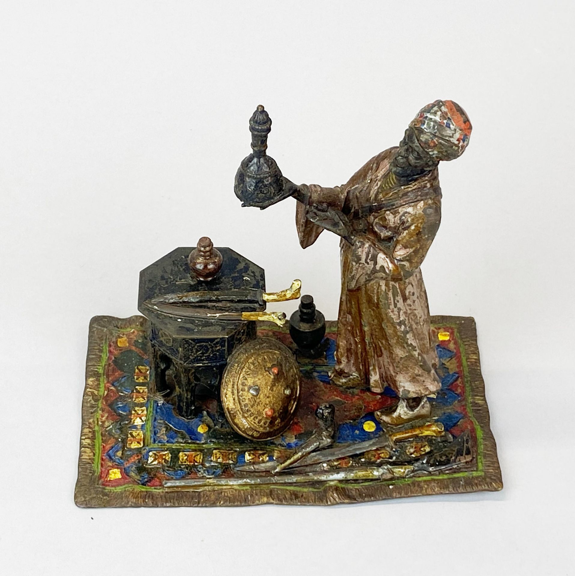 An early 20th Century Vienna cold painted bronze figure of an Arab trader, H. 14.5cm. - Image 2 of 5