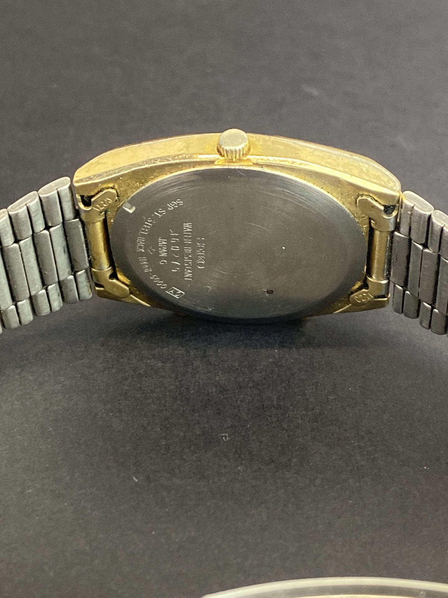 A gents vintage Seiko gold plated wristwatch. - Image 5 of 5