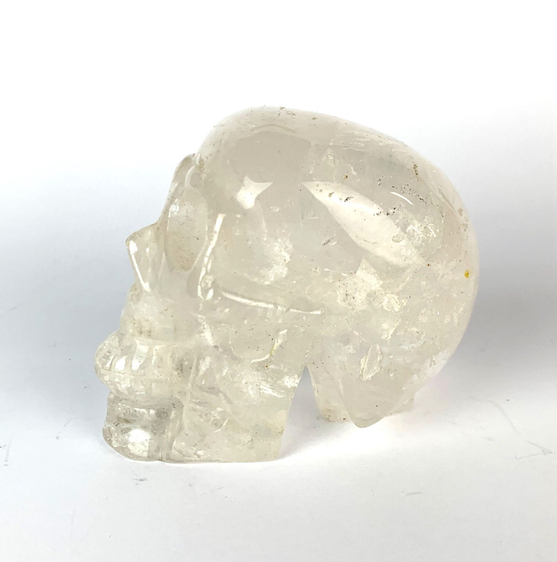 A carved rock crystal skull, H. 7cm. - Image 4 of 5
