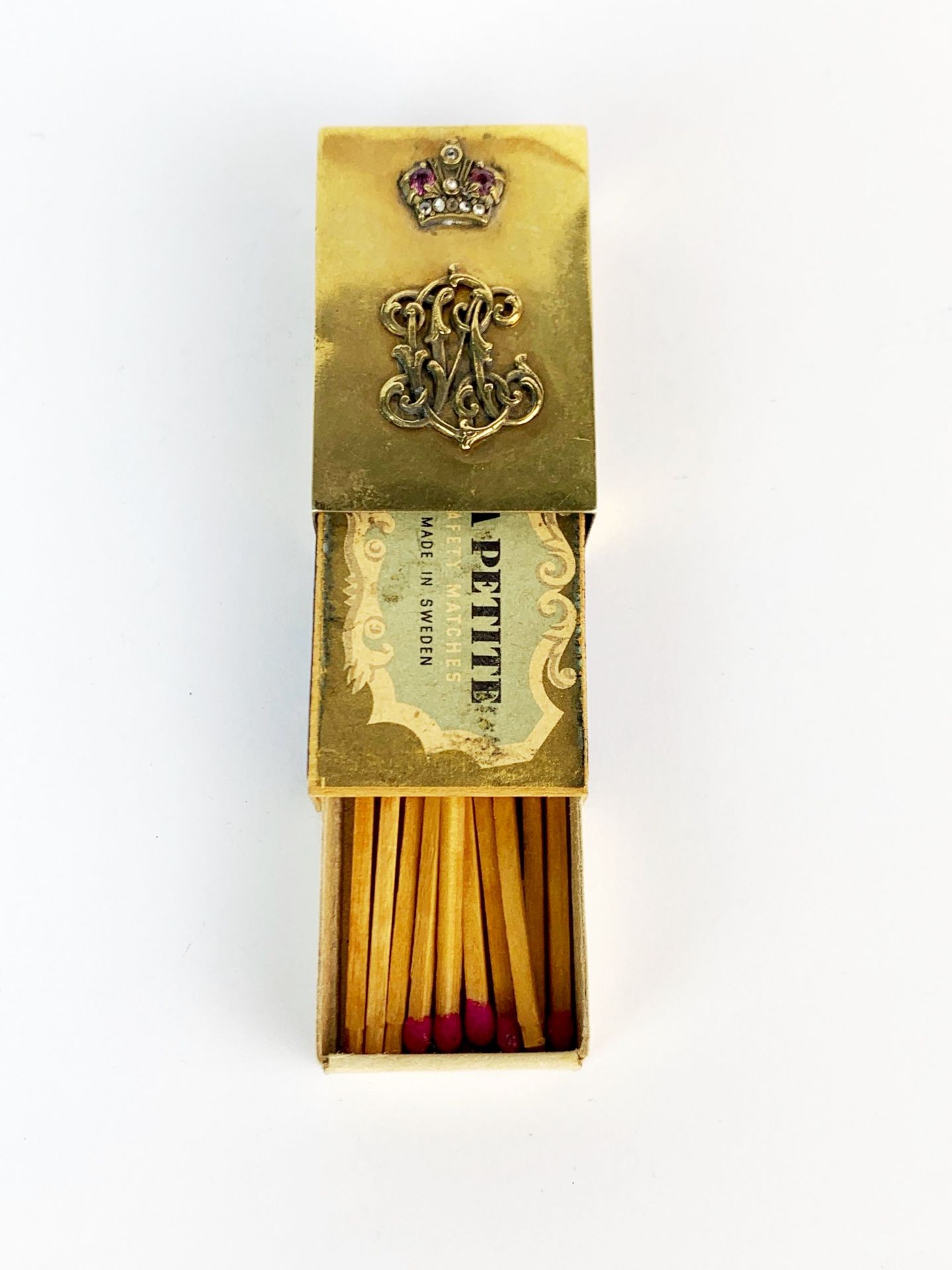 A Russian silver gilt and enamel matchbox cover set with rubies and diamonds, 4.1 x 2.8 x 1.5cm. - Image 2 of 4