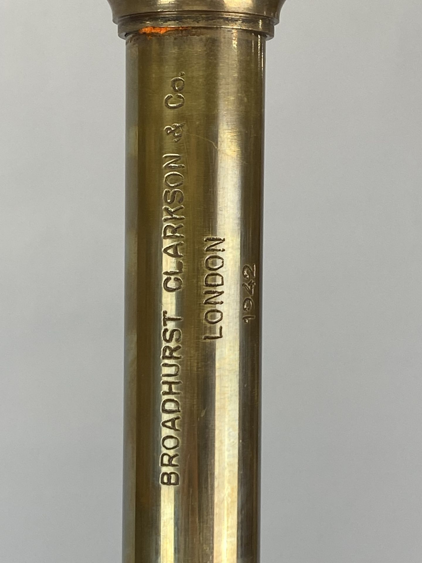 A brass telescope, closed L. 27cm. - Image 6 of 6