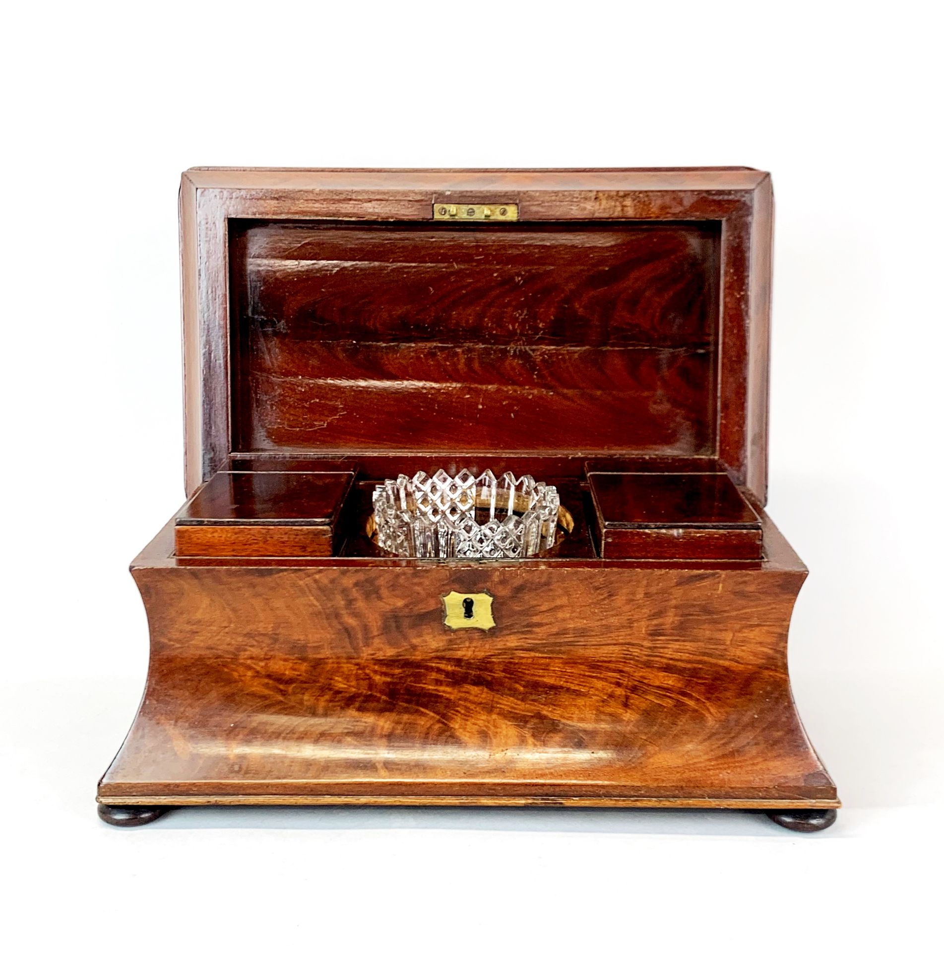 A Georgian mahogany tea caddy, 36 x 20 x 21cm. together with a glass mixing bowl. - Image 2 of 5