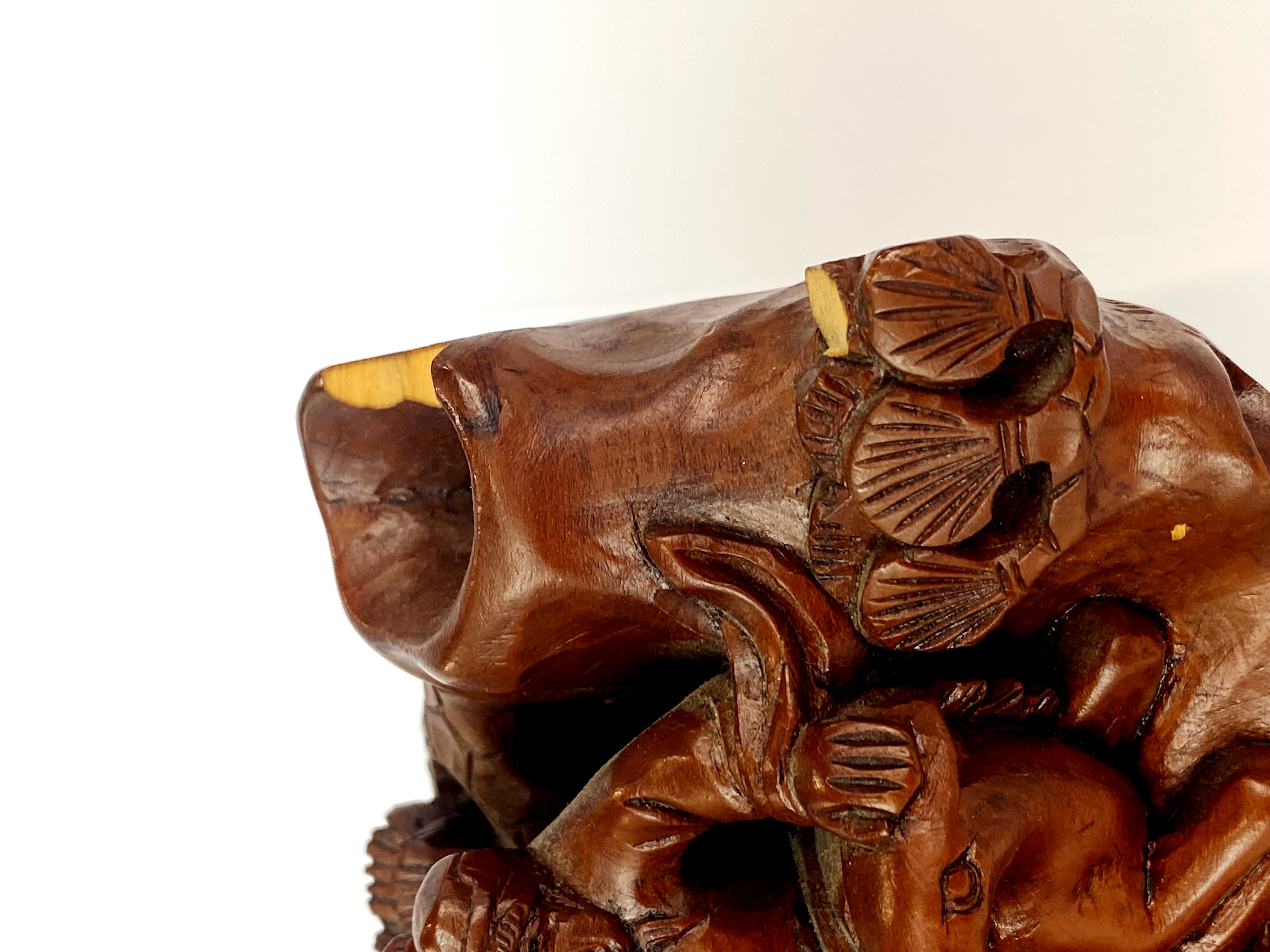 A Chinese carved wooden boat of immortals, L. 30cm, H. 14cm. Slightly A/F. - Image 2 of 5