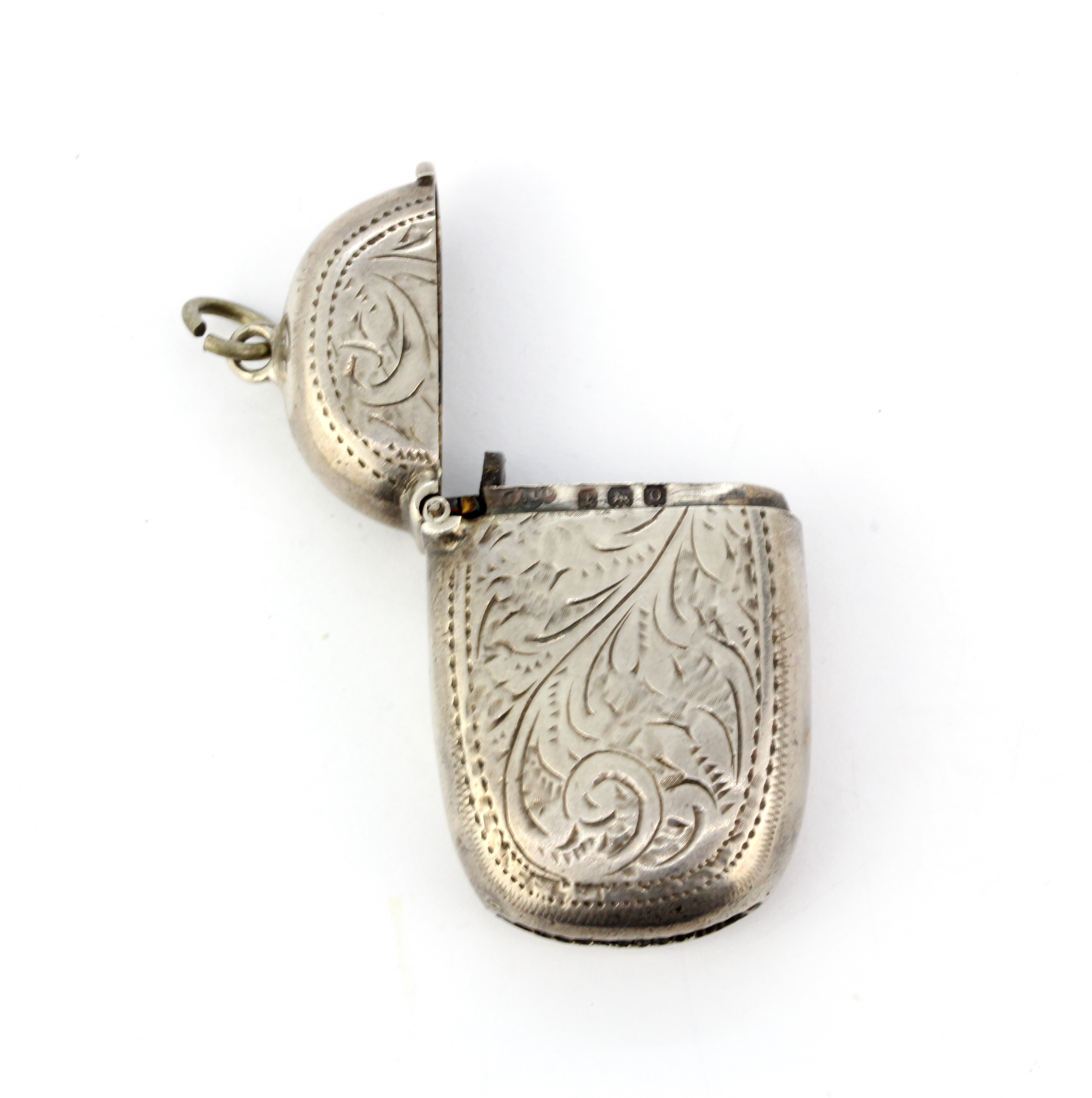 A hallmarked silver vesta case, L. 5cm. - Image 3 of 3