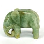 A lovely Chinese carved jade model of an elephant, H. 4cm.