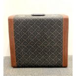 A Bachmayer Solingen fitted travelling case, 56 x 20 x 53cm.