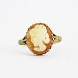 A hallmarked 9ct yellow gold cameo ring, (P.5).