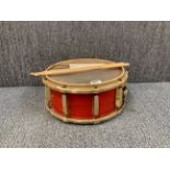 A snare drum.