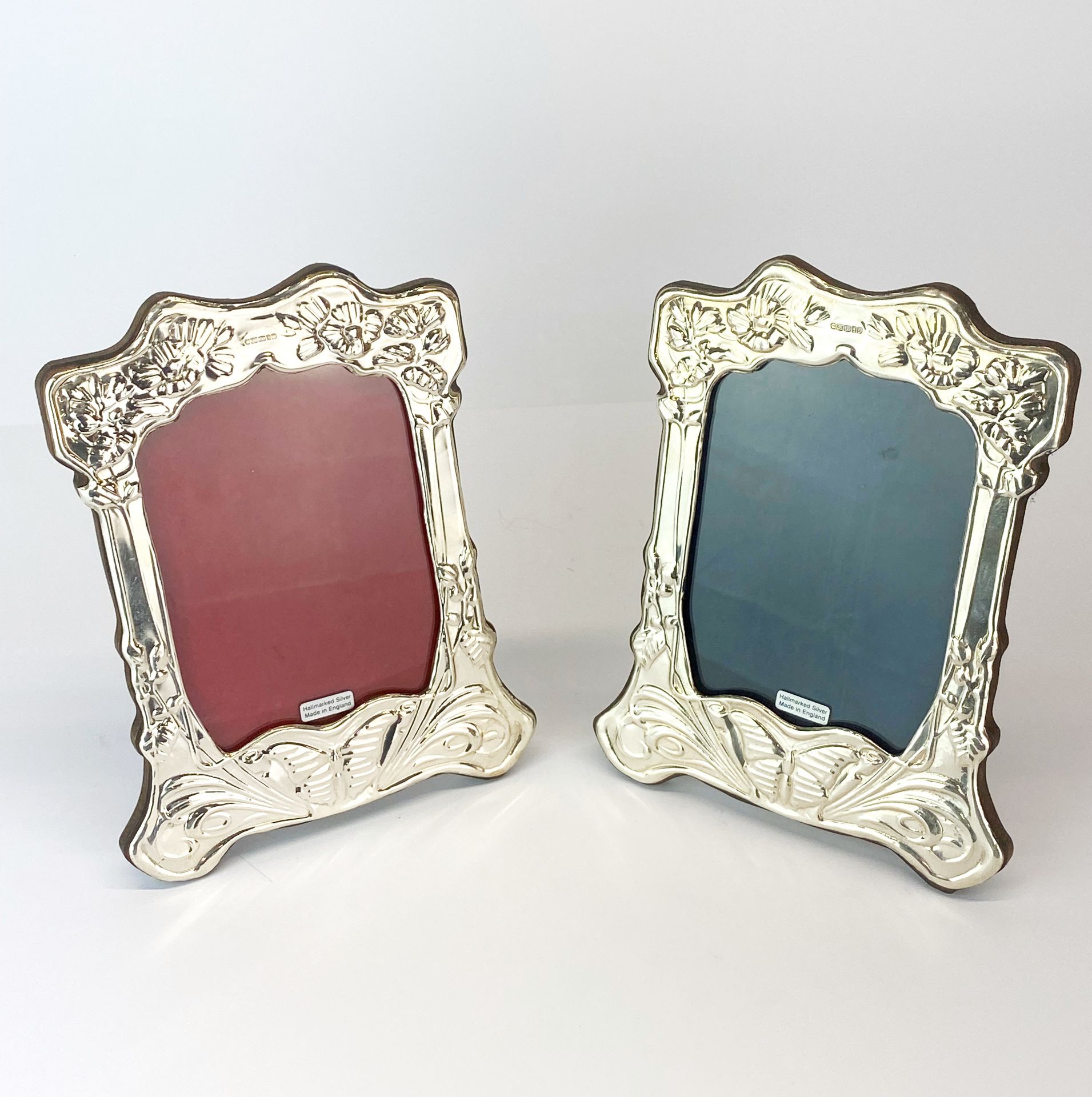 A pair of wooden backed hallmarked silver Art Nouveau style photo frames, H. 21cm. - Image 2 of 5