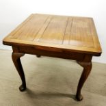 An extendable mahogany draw leaf dining table 90cm x 90cm. Extended L. 150cm.