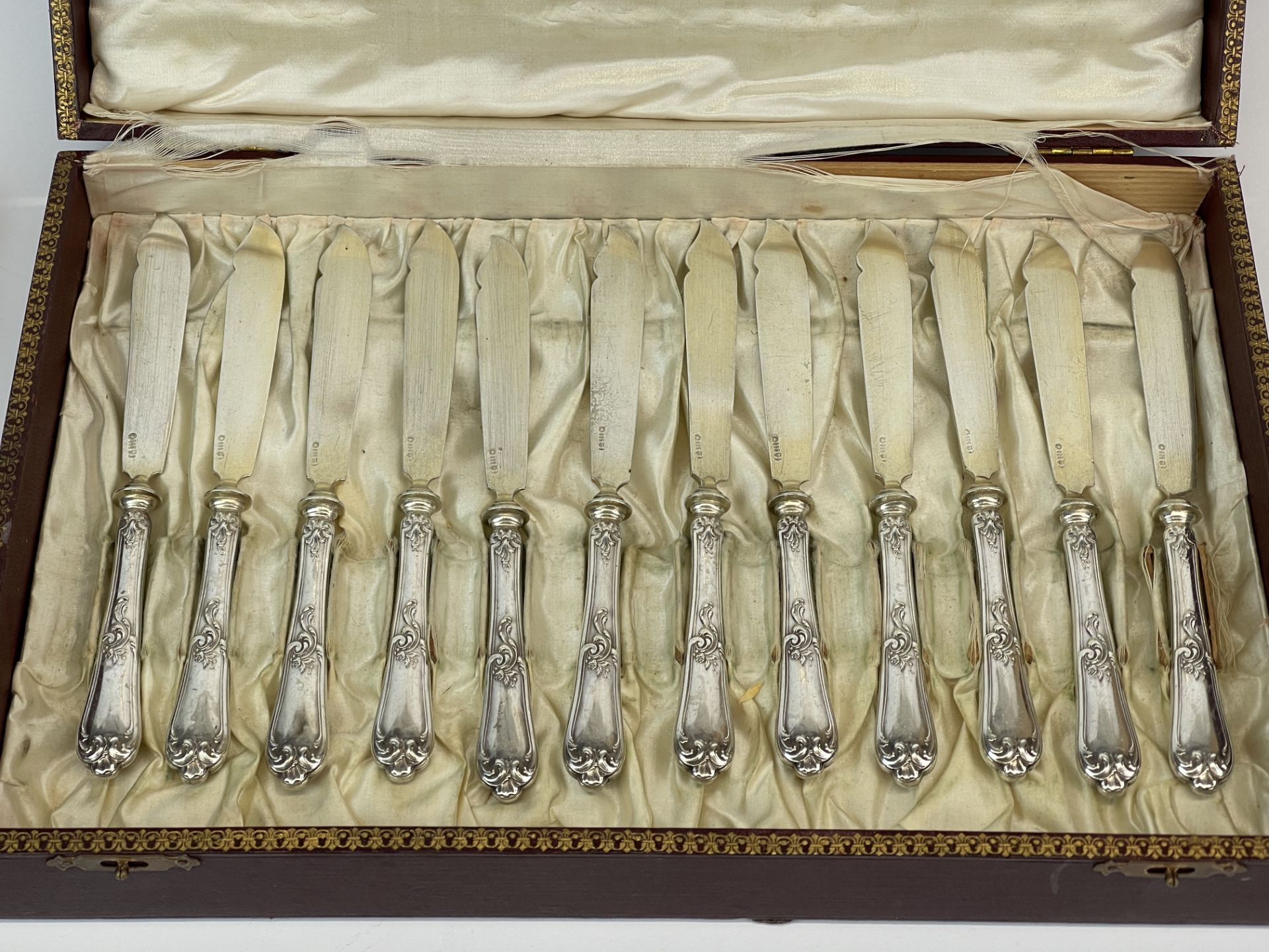 A cased set of German .800 silver fruit knives and forks by Lazarus Posen (1870 - 1930), - Image 4 of 5