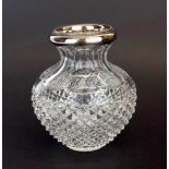 A 925 silver mounted cut crystal vase, H. 11cm.