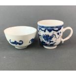 An early 19th Century Chinese export porcelain teacup with a hand painted Chinese tea bowl, bowl