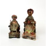 Two small Chinese ancestor figures, tallest 15cm.