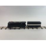 A Vtg MARX Commodore Vanderbilt, New York Central O scale Locomotive Train Engine with carriage.