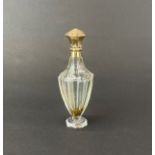 A 19th Century 18ct yellow gold and cut glass perfume, H. 10cm.