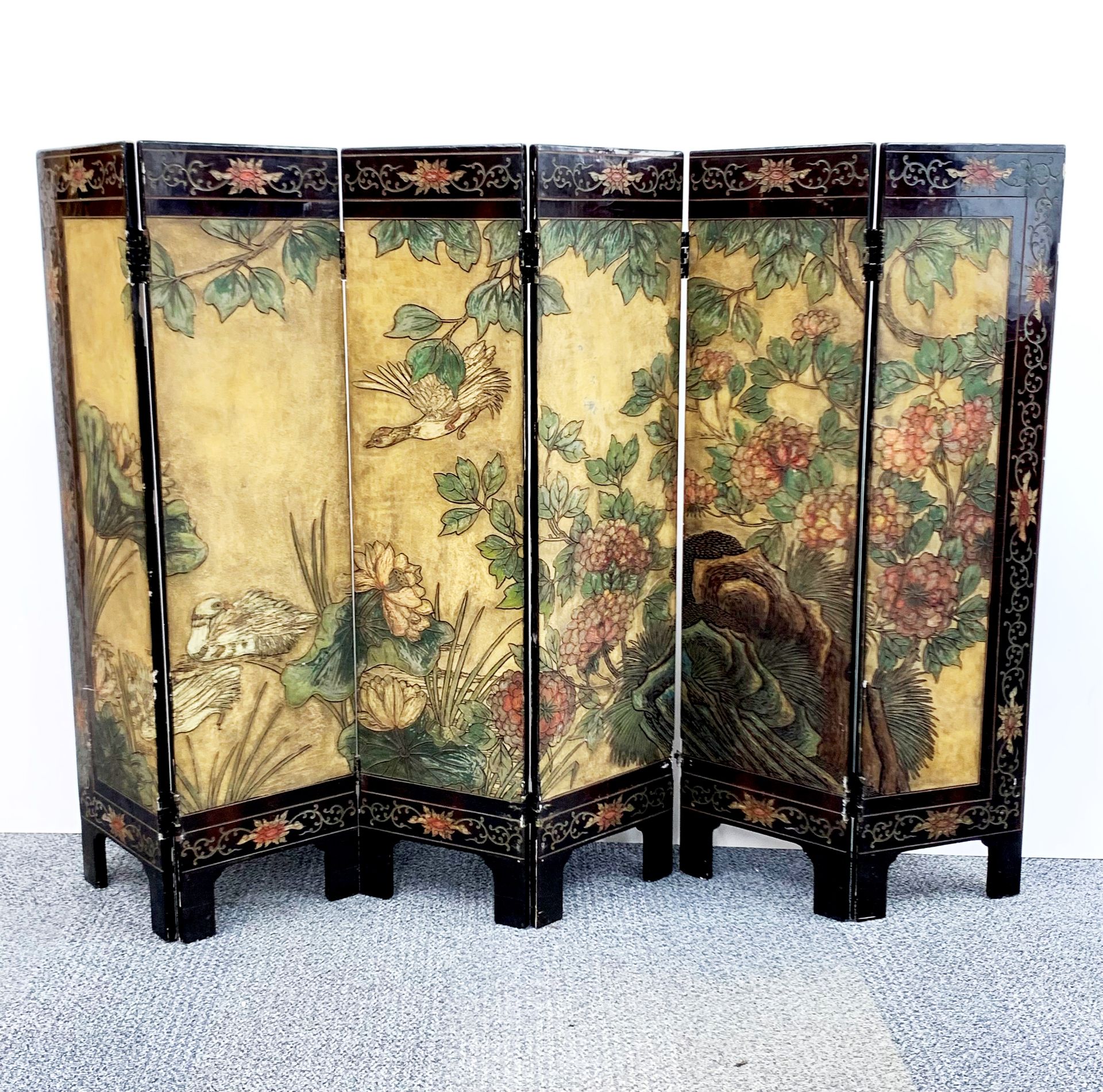 A mid-20th century Chinese hand-painted folding lacquer screen, H. 99cm. each panel W. 25cm. - Image 2 of 2