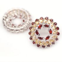 A pair of 925 silver earrings set with marquise cut citrines and garnets, Dia. 2.9cm.