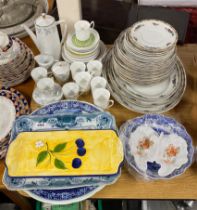 A quantity of mixed china items.