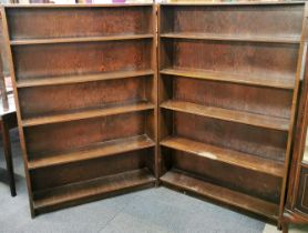 A pair of oak bookshelves, 152 x 102cm.